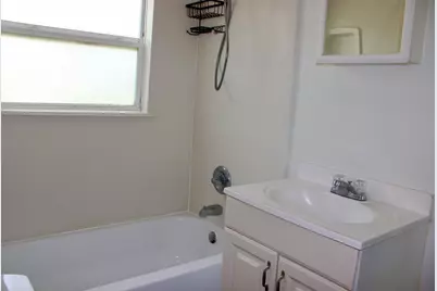 219 W 5th Street, Kemah, TX 77565 - Photo 8