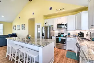 4022 Fort Bend Dr, Galveston, TX 77554 - Photo 6