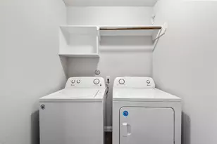 992 Crossing Dr, Bryan, TX 77803 - Photo 18