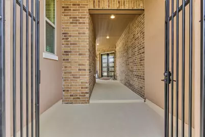 7402 Bethpage Lane, Spring, TX 77389 - Photo 28