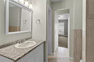 1901 S Voss Rd, Houston, TX 77057 - Photo 14