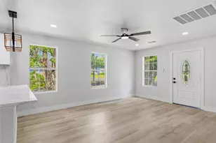 300 Hafer St, Baytown, TX 77520 - Photo 10