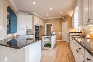 3913 Summer Manor Dr, League City, TX 77573 - Photo 18