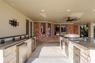 3913 Summer Manor Dr, League City, TX 77573 - Photo 40