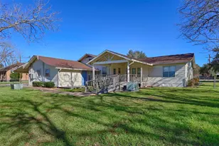 122 Avenue E, Shiner, TX 77984 - Photo 36