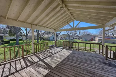 122 Ave E, Shiner, TX 77984 - Photo 34