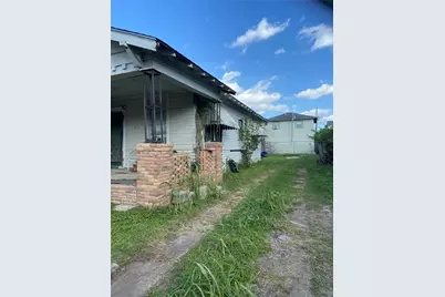 213 Hunt Street, Houston, TX 77003 - Photo 2