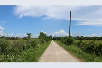 2534 County Road 676, Dayton, TX 77535 - Photo 16