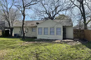 6139 Belcrest St, Houston, TX 77033 - Photo 30