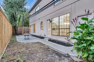 2525 Nantucket Dr, Houston, TX 77057 - Photo 36