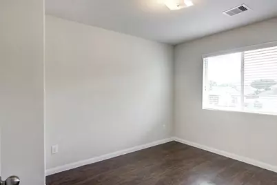 5627 Post Oak Manor Drive, Houston, TX 77085 - Photo 10