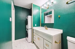 2475 Underwood St, Houston, TX 77030 - Photo 10