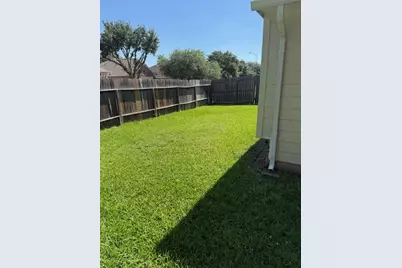 32515 Rosella Lane, Pinehurst, TX 77362 - Photo 10