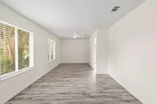 12831 Newberry St, Sugar Land, TX 77478 - Photo 6