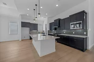 18047 Brennie Bird Ln, Conroe, TX 77302 - Photo 6