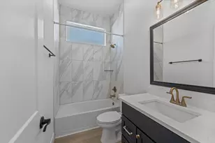 18047 Brennie Bird Ln, Conroe, TX 77302 - Photo 12