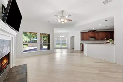 58 N Scribewood Circle, The Woodlands, TX 77382 - Photo 6