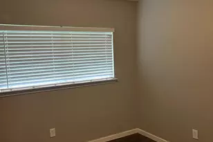 1615 Brickarbor Dr, Katy, TX 77449 - Photo 4
