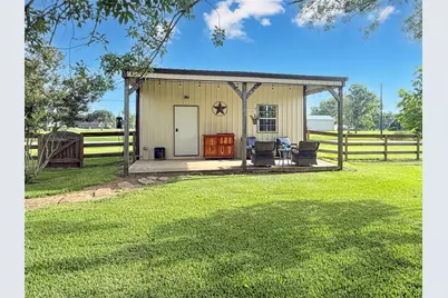 807 Mill Road, Angleton, TX 77515 - Photo 6