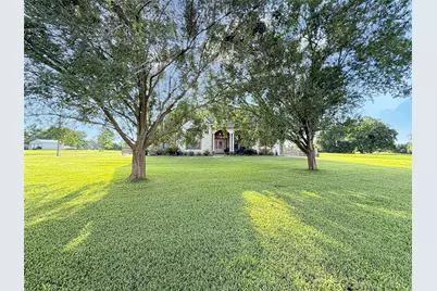 807 Mill Road, Angleton, TX 77515 - Photo 40