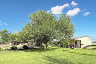 807 Mill Rd, Angleton, TX 77515 - Photo 42
