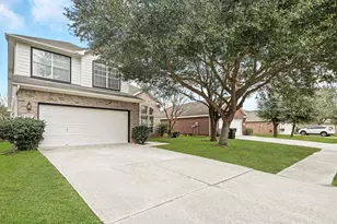 15110 Brookwood Bridge Ln, Sugar Land, TX 77498 - Photo 2