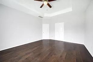 15110 Brookwood Bridge Ln, Sugar Land, TX 77498 - Photo 18
