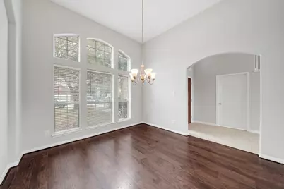 15110 Brookwood Bridge Lane, Sugar Land, TX 77498 - Photo 6