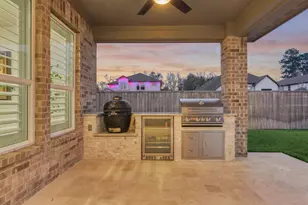 221 Christine Manor, Montgomery, TX 77316 - Photo 48