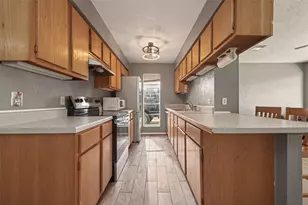 16643 Seawolf Dr, Houston, TX 77062 - Photo 10