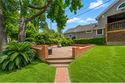 1820 N Macgregor Way Way, Houston, TX 77023 - Photo 14