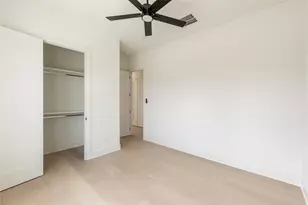 1122 E 27th St, Houston, TX 77009 - Photo 36