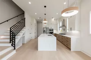 1122 E 27th St, Houston, TX 77009 - Photo 12