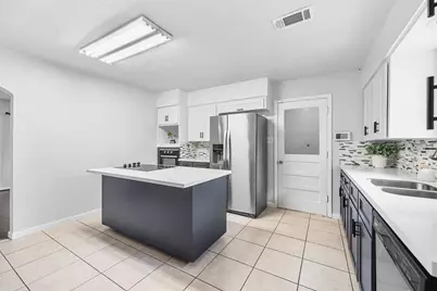 1205 15th Street, South Houston, TX 77587 - Photo 2