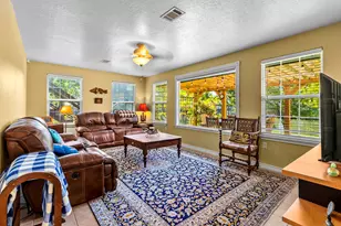 235 S Cir Dr, Livingston, TX 77351 - Photo 14