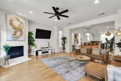 5213 Lillian Street, Houston, TX 77007 - Photo 1