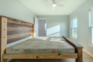 207 Beach Front Dr, Matagorda, TX 77457 - Photo 32