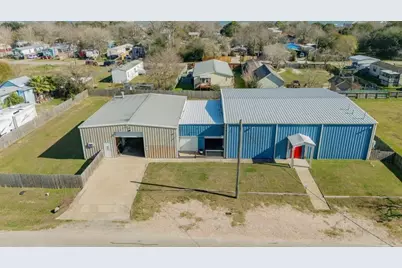 341 5th Street, Dickinson, TX 77539 - Photo 2