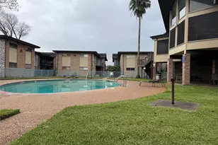 7047 Bissonnet St, Houston, TX 77074 - Photo 4