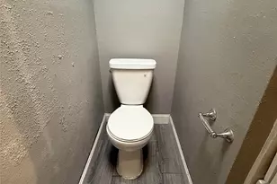 7047 Bissonnet St, Houston, TX 77074 - Photo 16