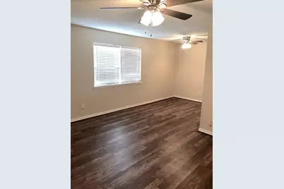 1008 N Houston Avenue, Livingston, TX 77351 - Photo 4