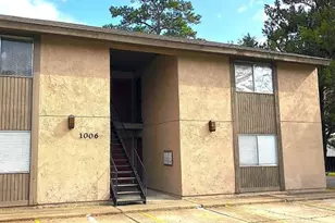 1008 N Houston Ave, Livingston, TX 77351 - Photo 1