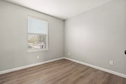 4106 White Street, Bacliff, TX 77518 - Photo 4