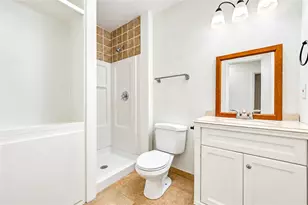 9400 Doliver Dr, Houston, TX 77063 - Photo 20
