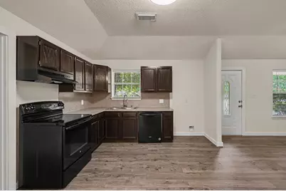 10807 Royal Tricia Drive, Conroe, TX 77303 - Photo 10