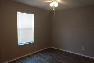 1902 Laura Ln, La Porte, TX 77571 - Photo 12