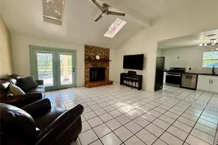 4183 County Rd 571, West Columbia, TX 77486 - Photo 18