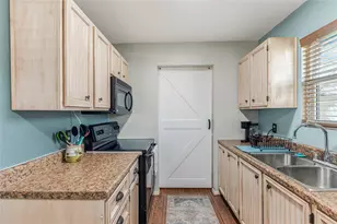 310 Water Oak St, Somerville, TX 77879 - Photo 8