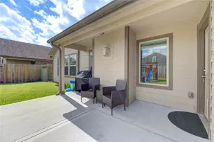 4724 Alluvial Cir, Alvin, TX 77511 - Photo 36