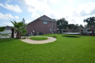 2110 5 Iron Dr, Houston, TX 77089 - Photo 24
